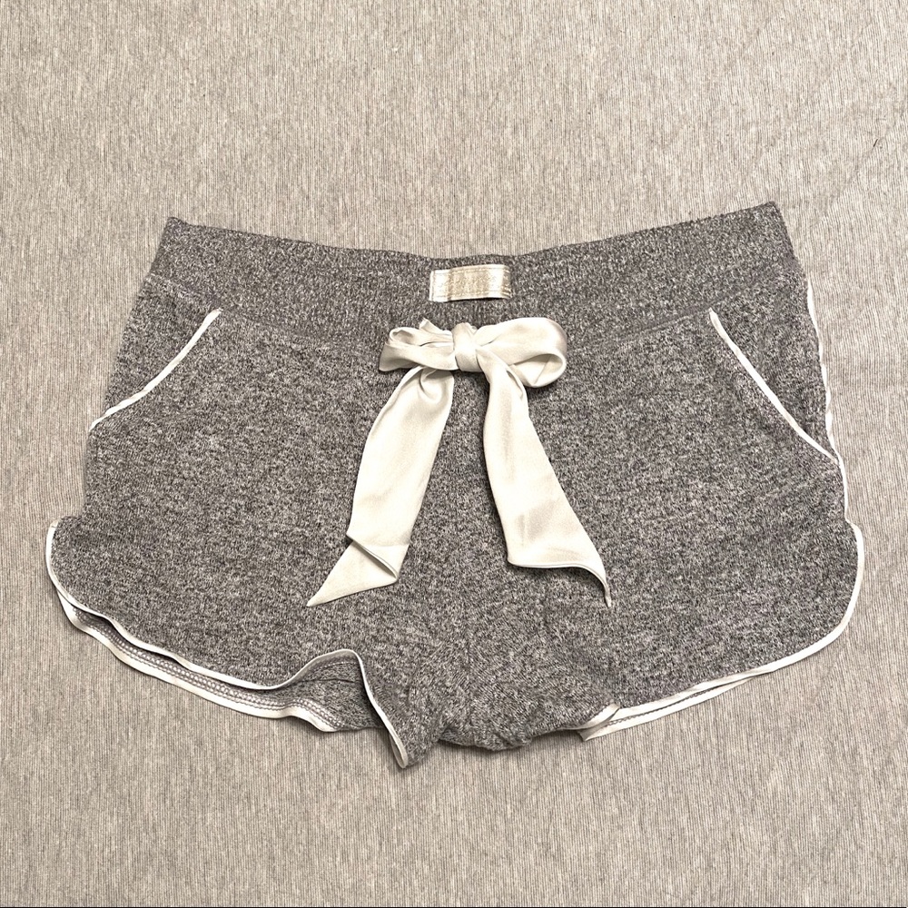 Abercrombie gray shorts
